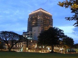 The Apartments At Merdeka Palace Hotel Kuching Bagian luar foto