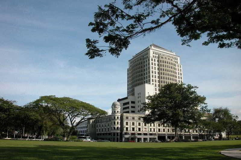 The Apartments At Merdeka Palace Hotel Kuching Bagian luar foto